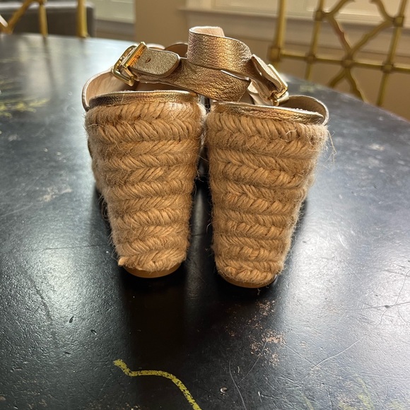 Cute wedges for the summer - Picture 2 of 4